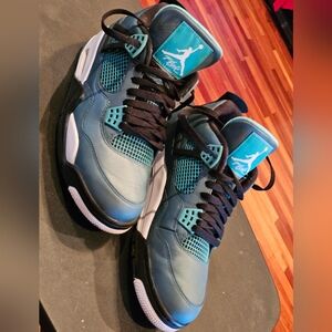 Jordan Athletic Shoes in Teal and Black
